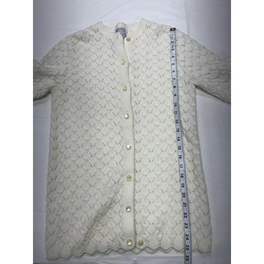 Vintage British Vogue Womens‎ Off White Cottagecore WINTUK Cardigan